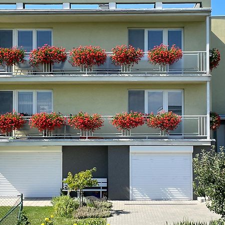 Apartman Krasna Vyhlidka Dolni Benesov المظهر الخارجي الصورة