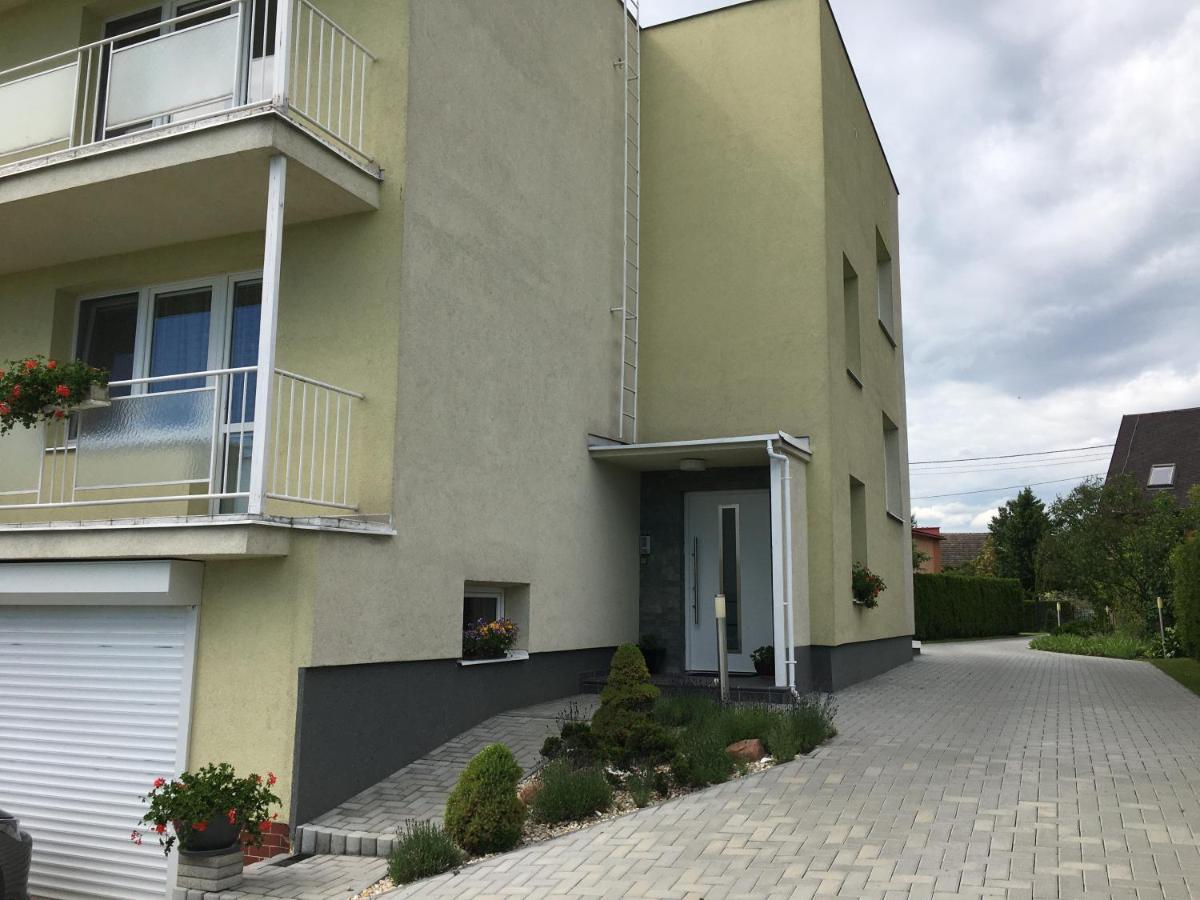 Apartman Krasna Vyhlidka Dolni Benesov المظهر الخارجي الصورة