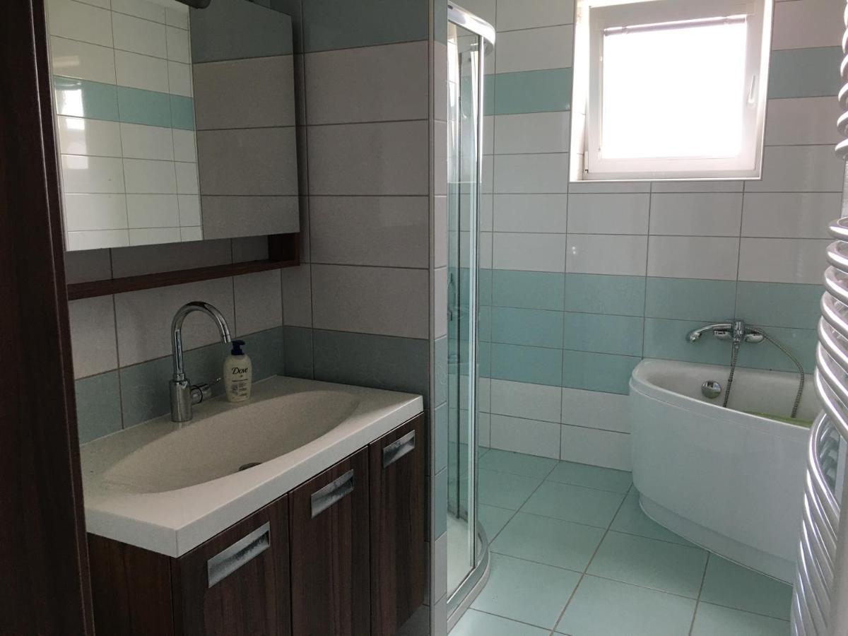 Apartman Krasna Vyhlidka Dolni Benesov المظهر الخارجي الصورة